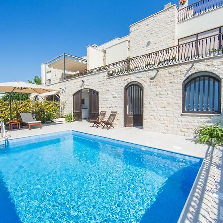 Melody M Apartment With Private Pool Split Extérieur photo