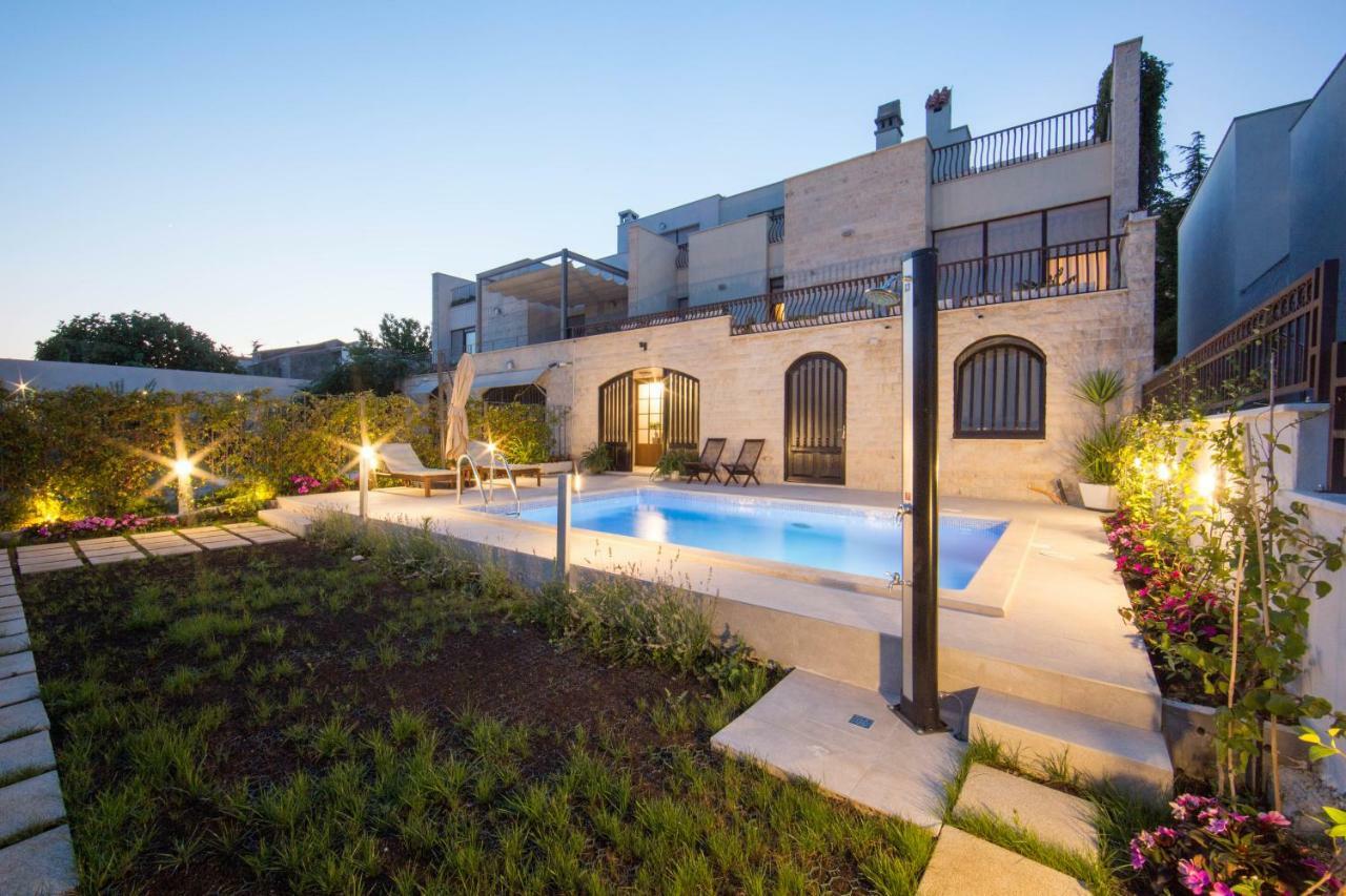 Melody M Apartment With Private Pool Split Extérieur photo