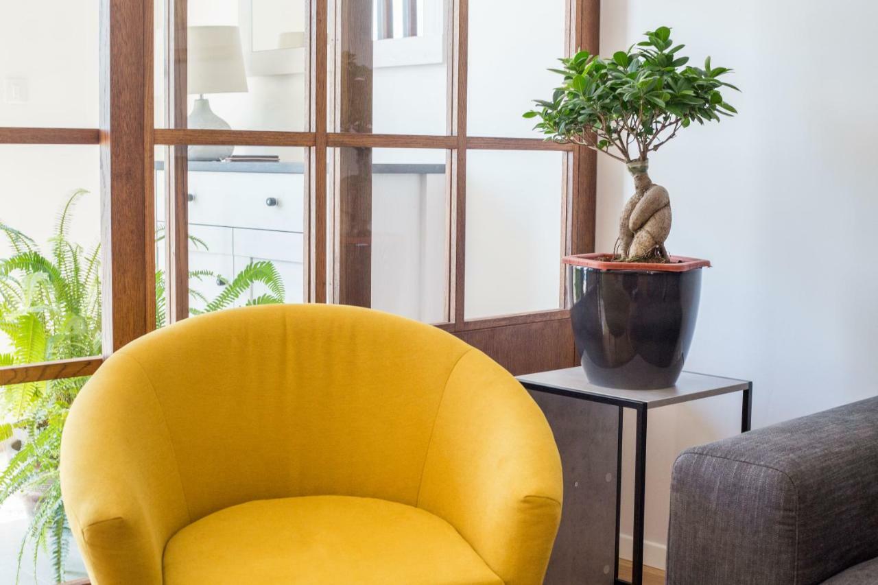 Melody M Apartment With Private Pool Split Extérieur photo