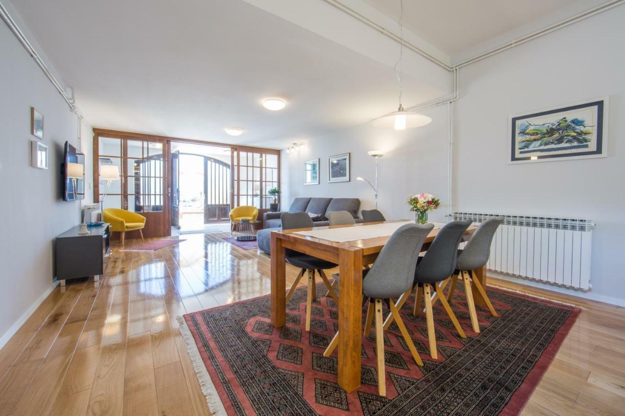 Melody M Apartment With Private Pool Split Extérieur photo