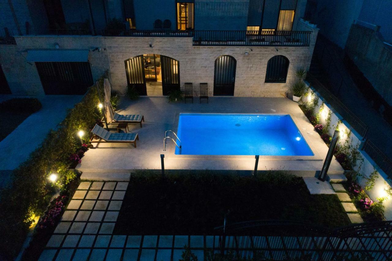 Melody M Apartment With Private Pool Split Extérieur photo