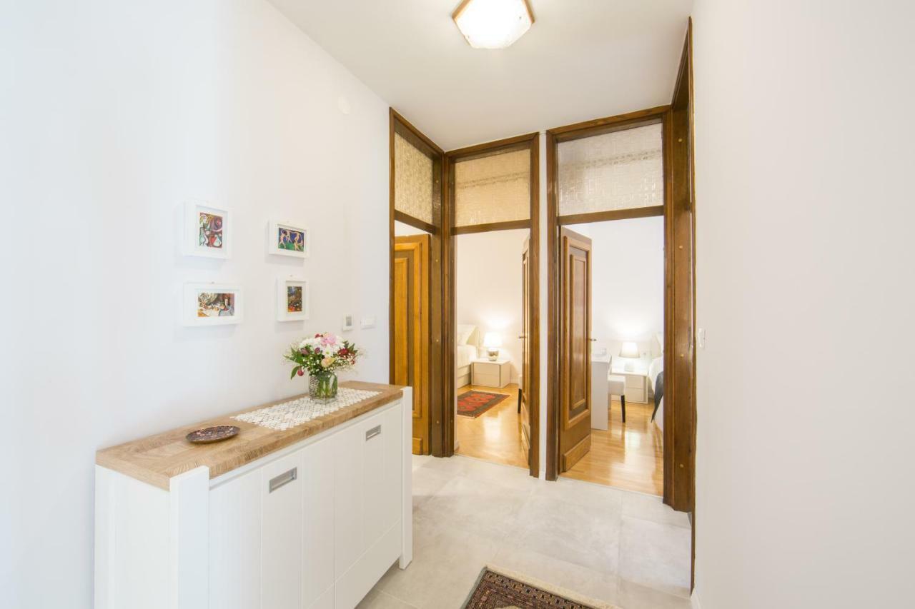 Melody M Apartment With Private Pool Split Extérieur photo